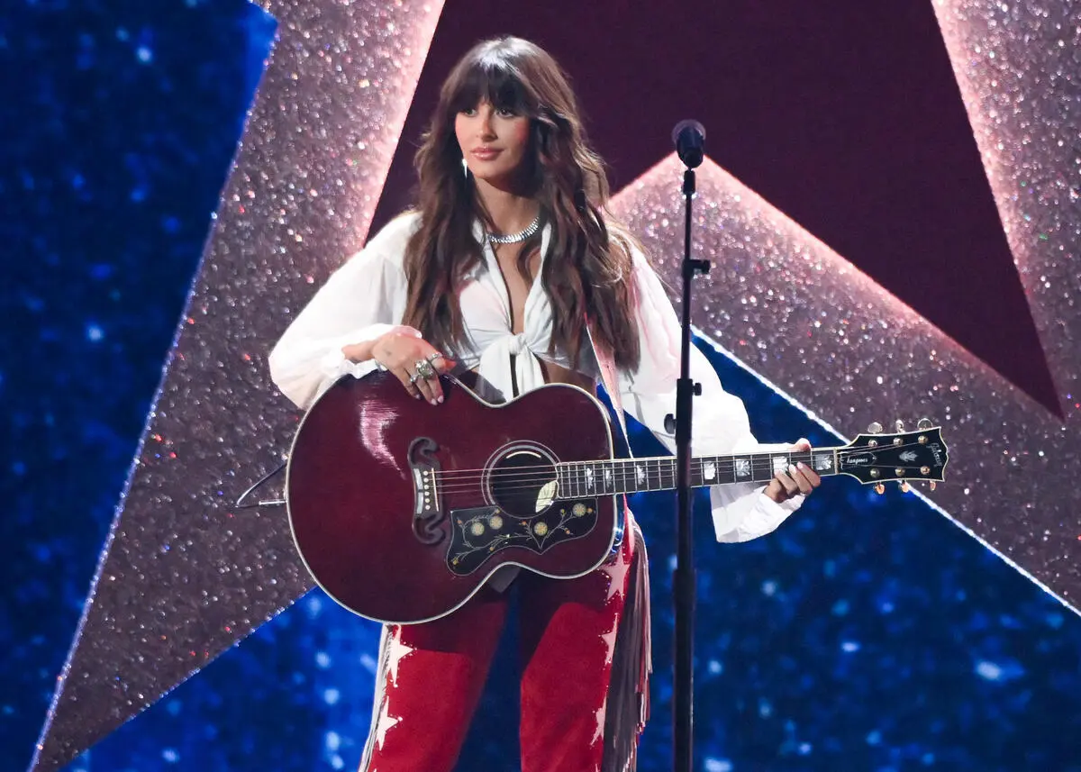 ella langley on stage