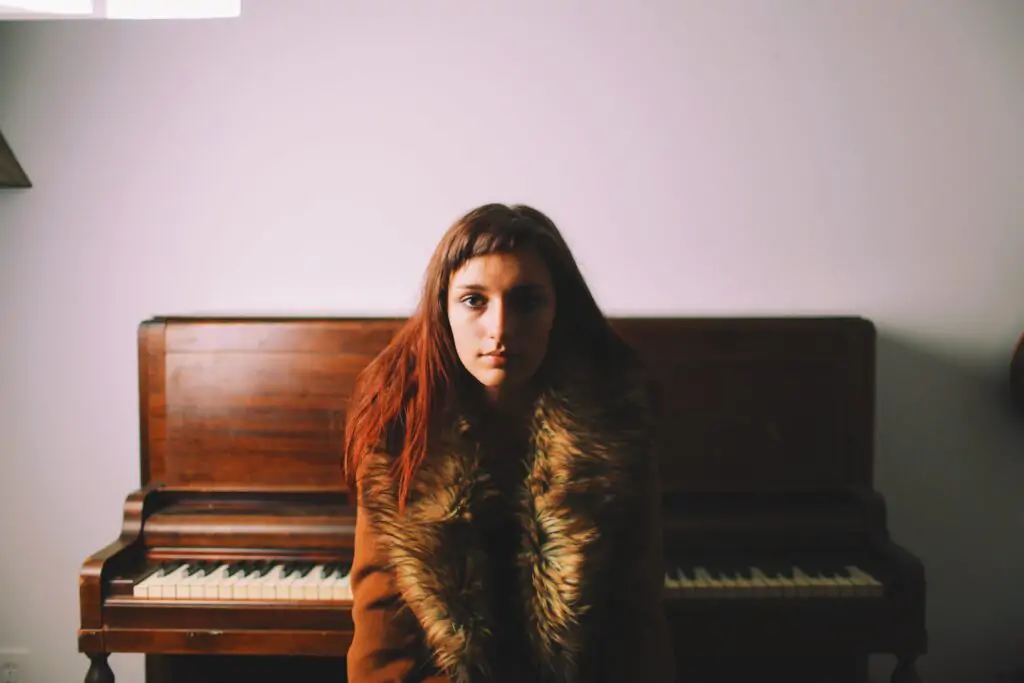 Gabriella-Rose-Press-Photo-by-Chris-Molitor-MAIN.jpg