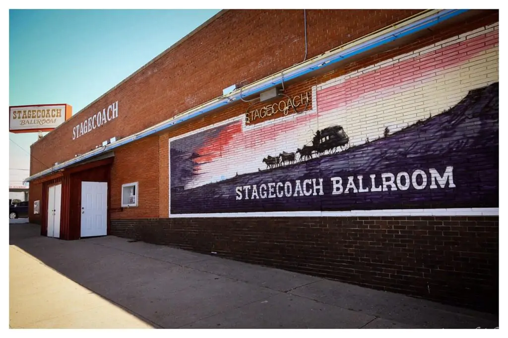 Stagecoach_Ballroom_Entrance.jpg